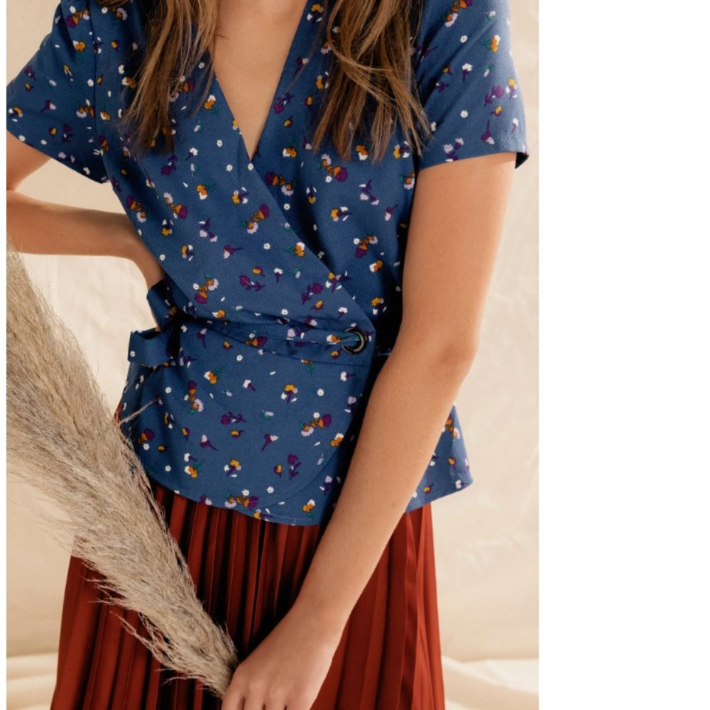 CHRISELLE LIM COLLECTION Size XS Wren Floral Print Wrap Top (Nordstrom Exclusive